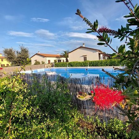 Agriturismo Il Tripesce Vada Eksteriør billede